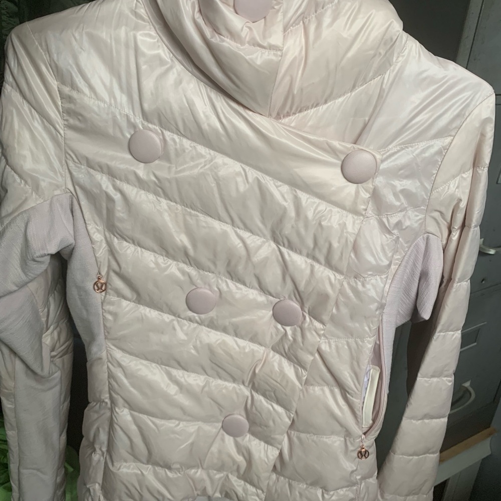 Lululemon pedal power powder jacket - Picture 5 of 5